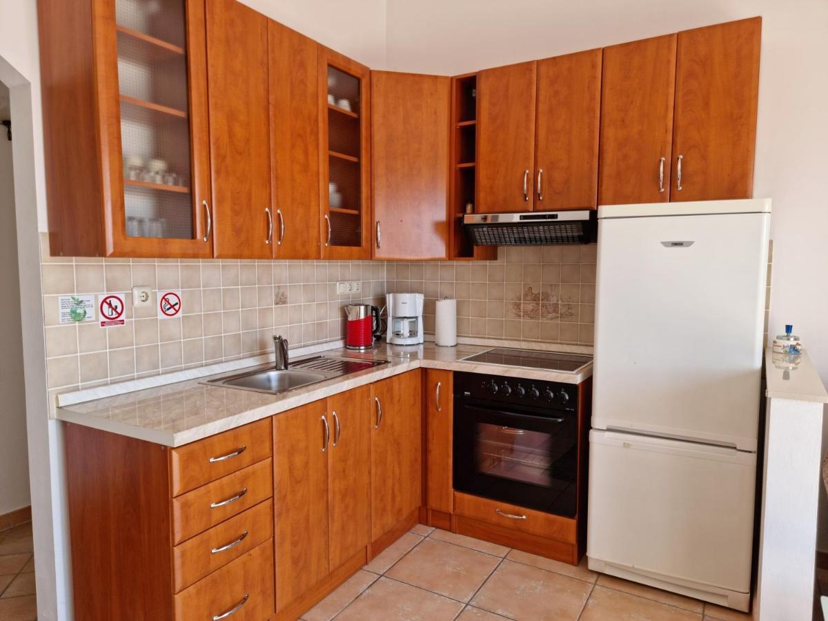 Apartments Stare Duce 6 Omiš Exterior foto